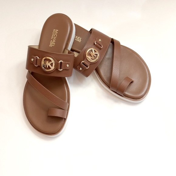 MICHAEL Michael  Kors Slide size 5 - Picture 6 of 8